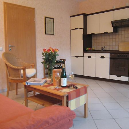 Sch Ne Wohnung In Der Moselregion 킨하임 외부 사진