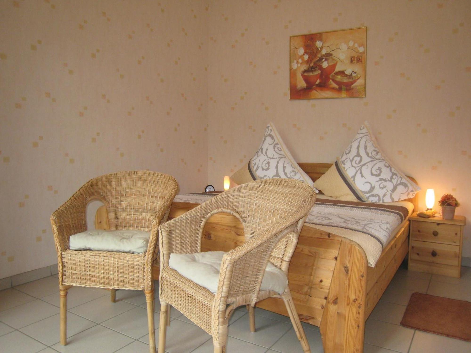 Sch Ne Wohnung In Der Moselregion 킨하임 외부 사진